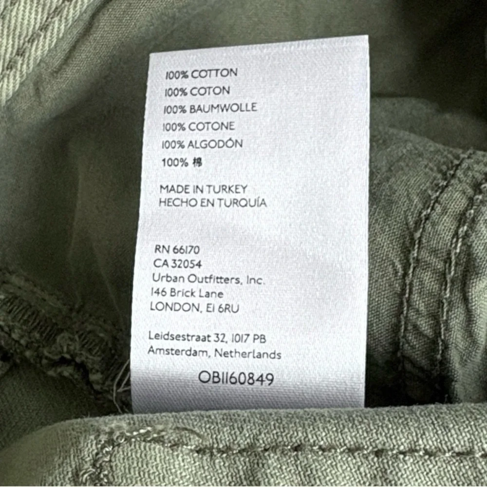 EUC Free People Maggie Distressed Jeans Moss Green Size 25
